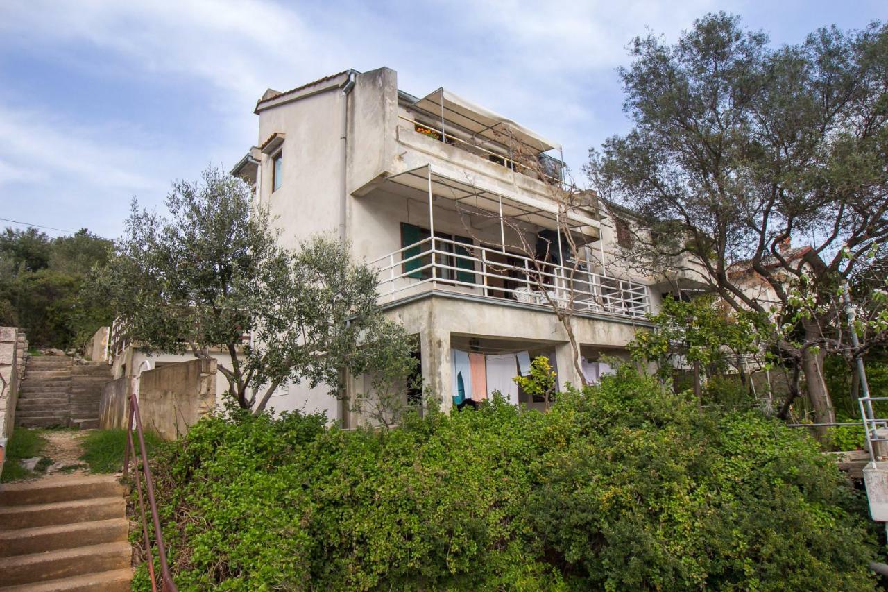 Apartments Mirella Mali Lošinj Eksteriør billede